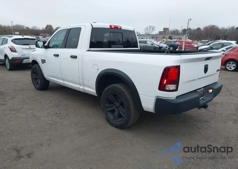 2021 Ram 1500 Classic Warlock 4X4 6'4 Box z USA, uszkodzony, nr VIN 1C6RR7GG3MS548908